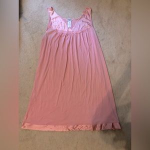 Vintage light pink nightgown (Vanity Fair)